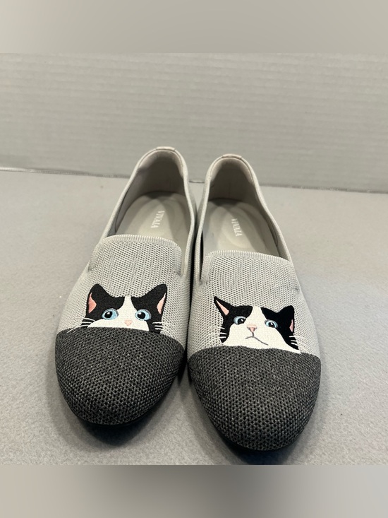 Vivaia Shoes - Vivaia Audrey Round Toe Moo Cat Embroidered Slip On Flats Loafers EU 40 US 9